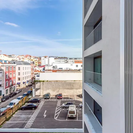 Guestready - Mid-century Near Cais Do Sodre 아파트